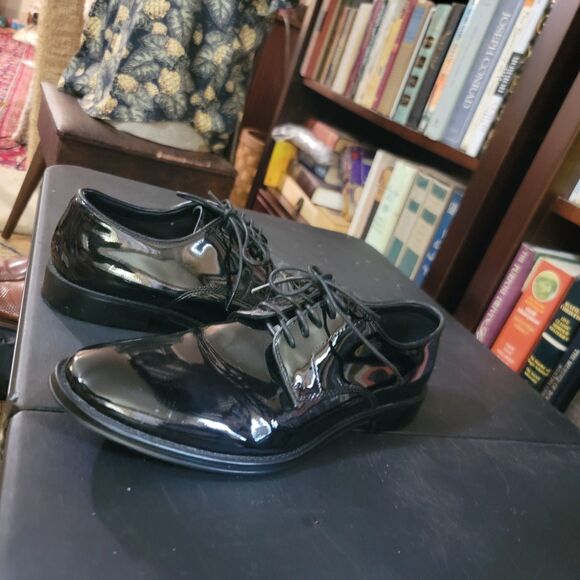 Men s Black Patent Leather Derby Dress Shoes size 8 The Black Tux Premium Formal - Picture 6 of 16